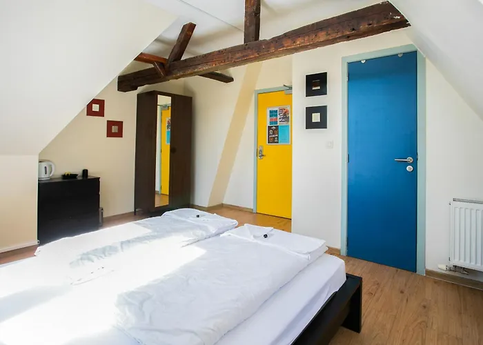 Private Bathroom Single Room