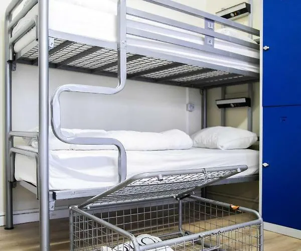 Dormitory Room Mixed